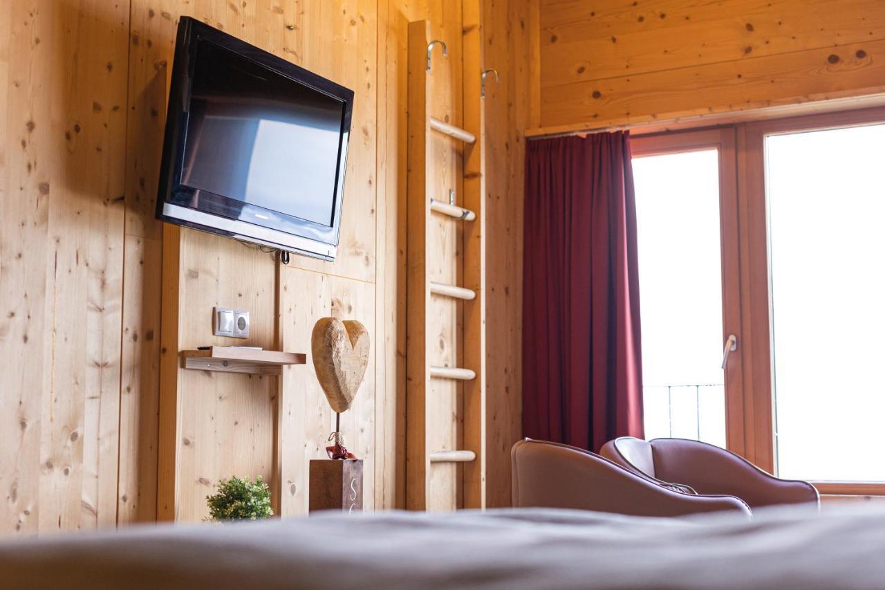 Venet Gipfelhuette Hotell Zams Eksteriør bilde